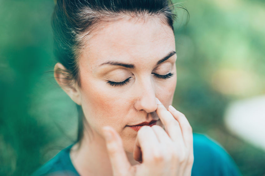 Le détail de Surya Bhedana Pranayama Les conseils Chin Mudra pour réaliser Surya Bhedana Pranayama